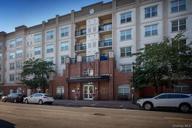 Building Photo - 100 Glen St Unit N2321