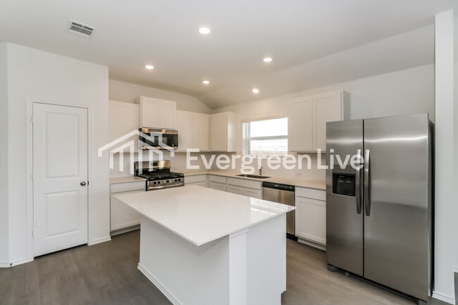 Photo - 1124 Nesting Bird Dr