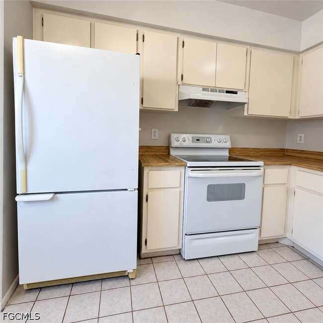 4777 Orange Grove Blvd