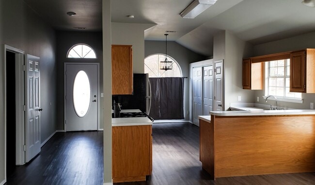 Photo - Great 4 Bedroom 2 Bath home and fenced yard!!!