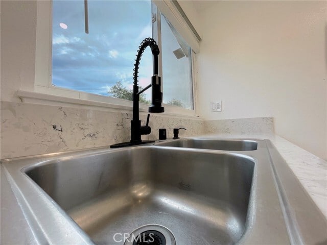 Photo - 6817 Glendale Ave