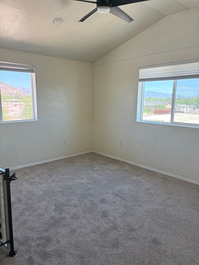 Photo - STUDIO AVAILABLE NOW!! ALL UTILITIES INCLUDED!!