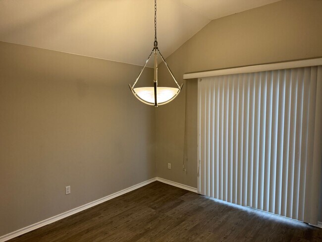 Photo - Charming 3 bedroom home with storm shelter in Norman! No carpet and a large pantry!