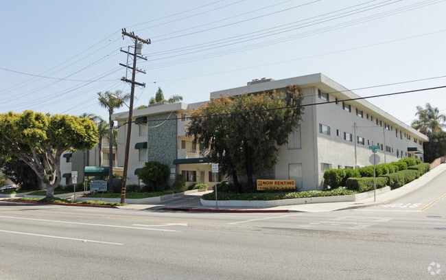 Building Photo - West View Apartments