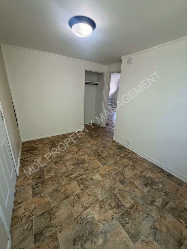 Photo - 727 N Hamilton St Unit 9