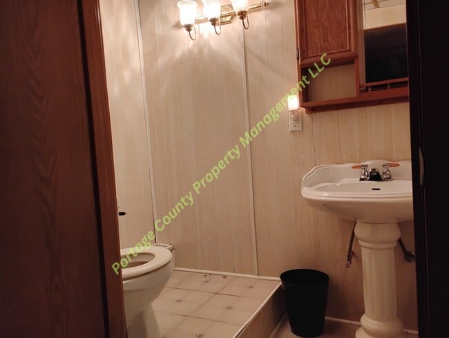 Photo - 706 E Hickory St