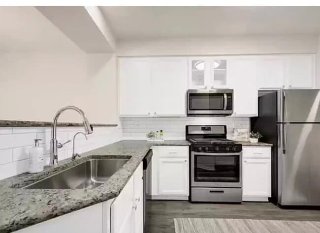 2905 Stockton Ct Unidad Stockton ct