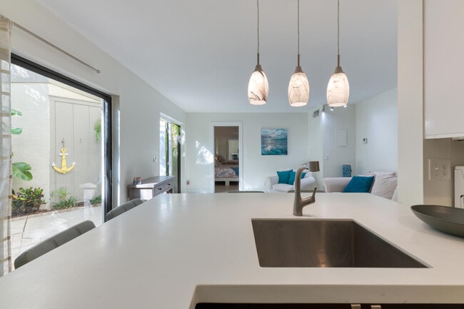 Photo - 1605 US-1 Unit 12b