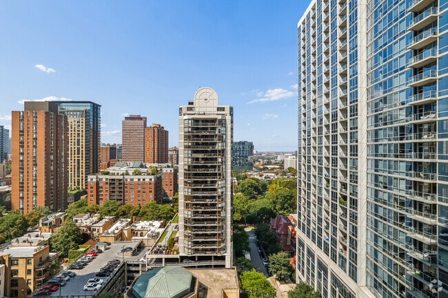 1BR, 1BA - 850SF - View
