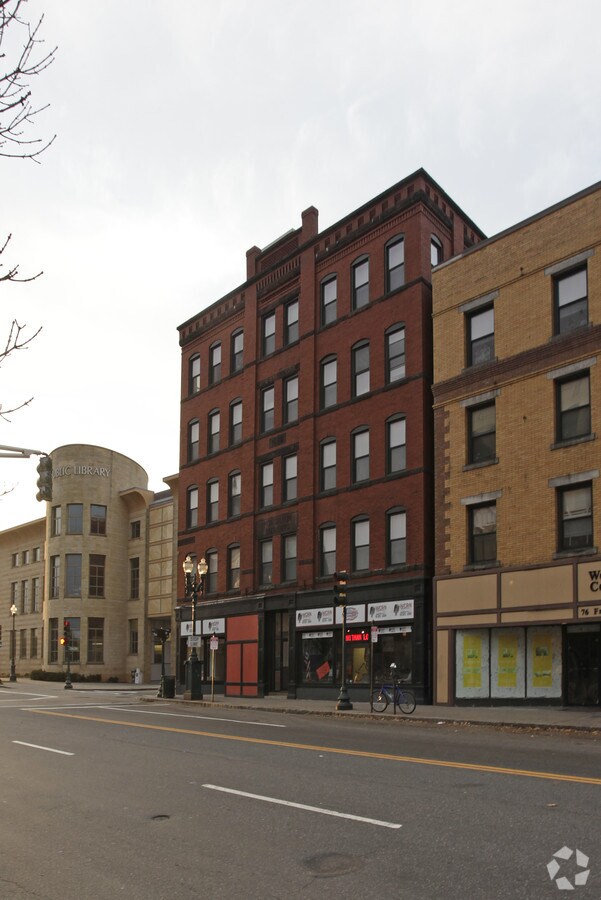 Photo - Houghton On The Grid