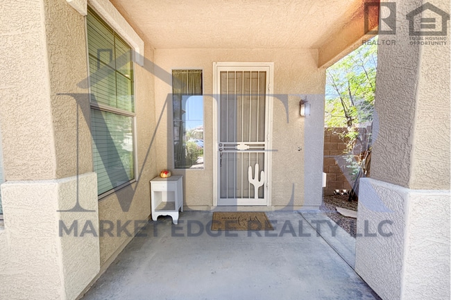 Photo - 4Bed/2Bath Furnished Home at Loop 101/Peor...