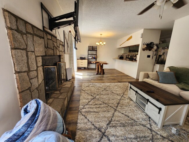 Photo - 701 Parkway Vista Dr