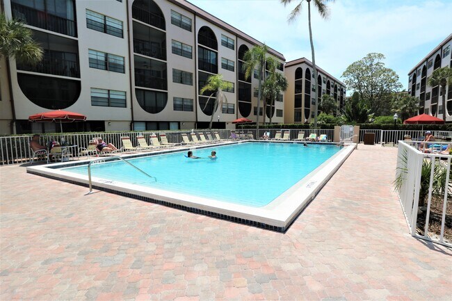 Photo - 1015 Anglers Cv Unidad Anglers Cove G203