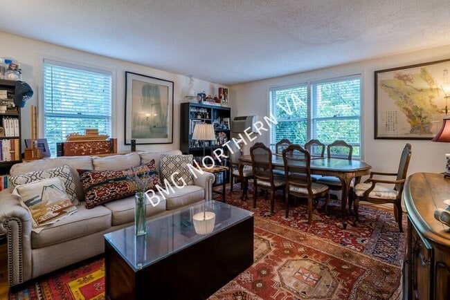 108 N George Mason Dr