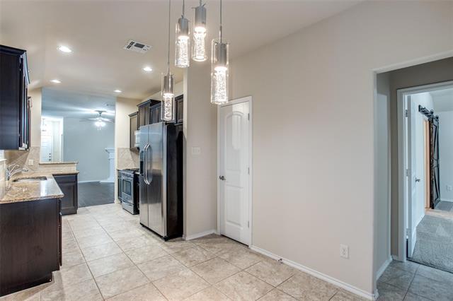 Photo - 233 Red Hawk Pl