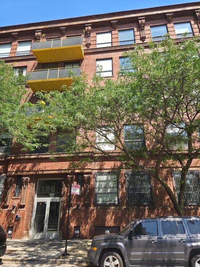 Building Photo - 1910 S Indiana Ave Unit 614 Rental