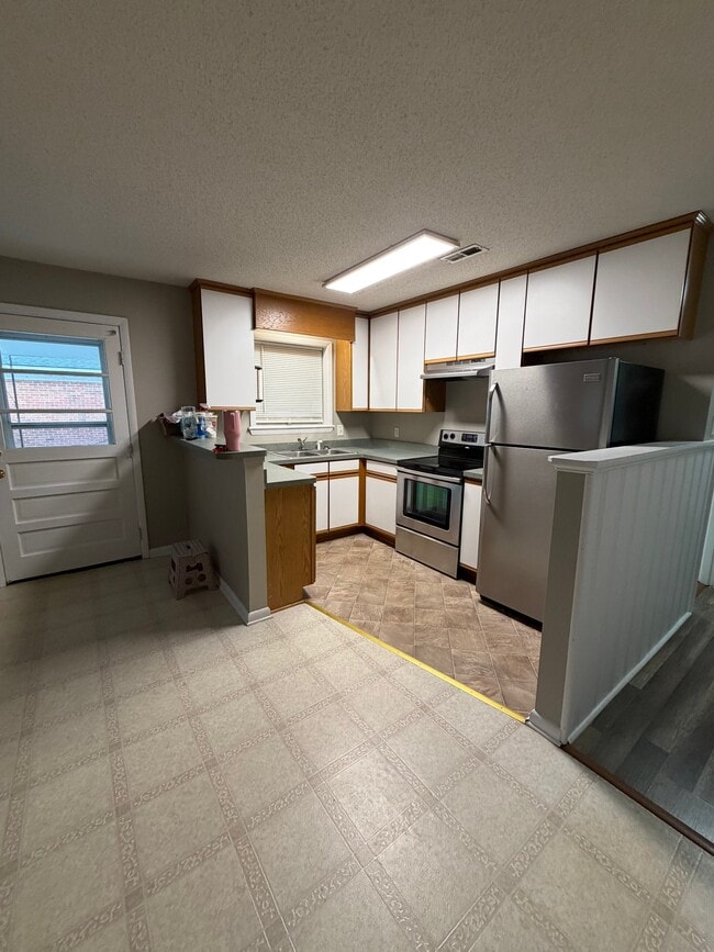 Photo - 107 Hartley Dr