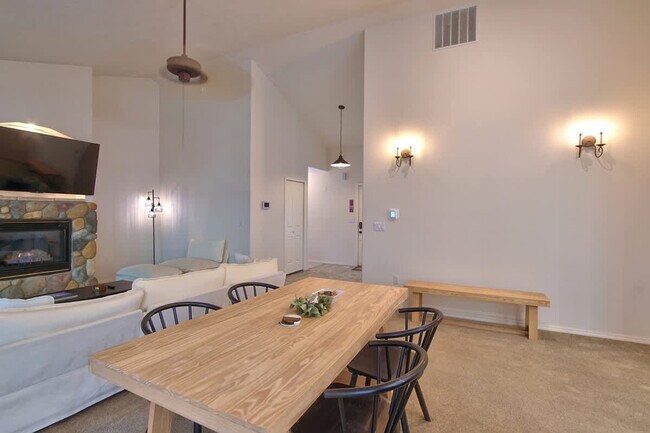 Photo - 2372 NW Meadows Dr Unidad SI ID1550268P