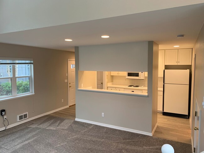 Photo - 9613 NW Miller Hill Dr