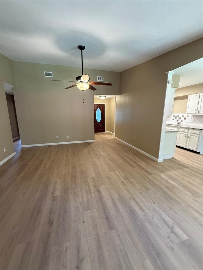 Photo - 2704 Crownspoint Dr