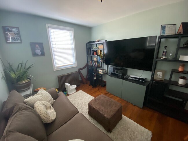 Photo - 3024 Taylor Ave Unit B