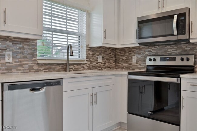 Photo - 10706 Pearl Bay Cir