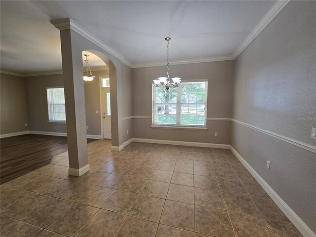 Photo - 1720 Saddlewood Dr