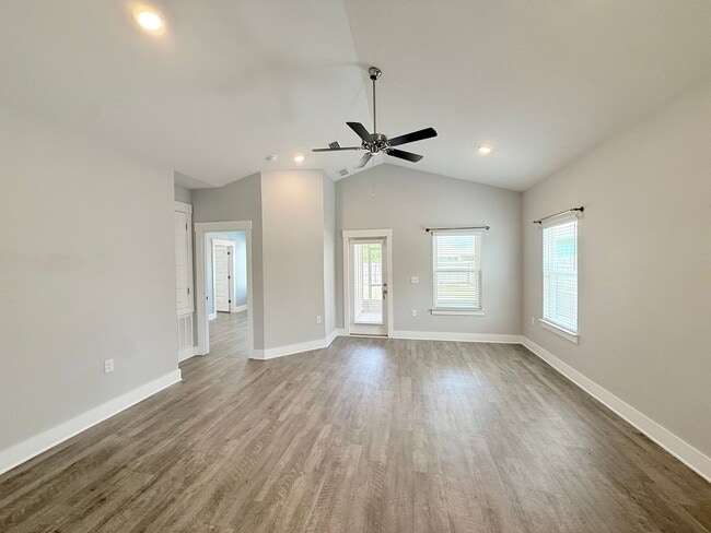 Photo - 3-Bedroom Home + Office - Arbor Place