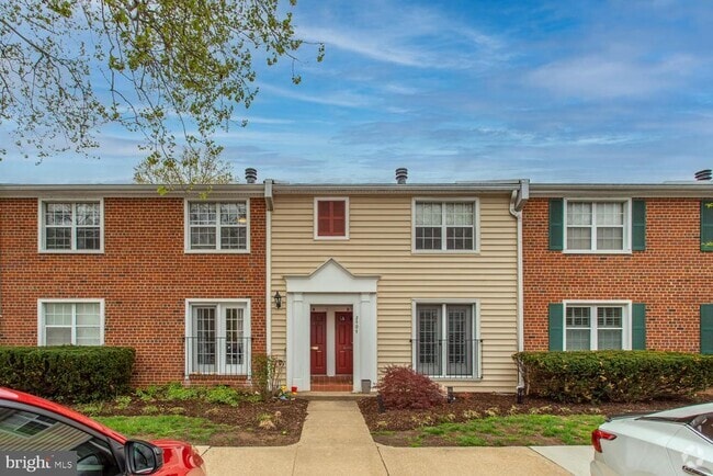 Building Photo - 2707 S Walter Reed Dr Unit B Rental