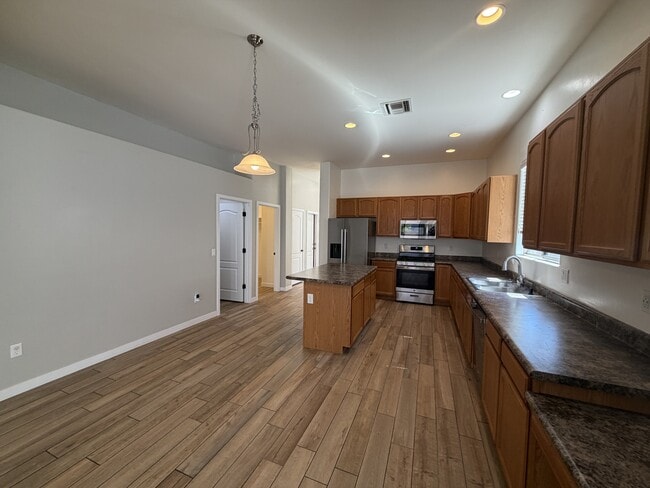 Photo - 12521-PM212521 E Red Canyon Pl