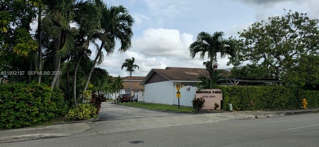 Photo - 12193 SW 10th St