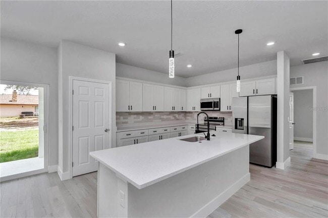 Photo - 14935 SW 24th Cir