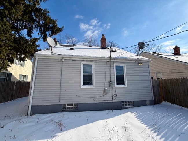 Photo - For Lease 3 bedrooms, 1 bath home in a nice area
