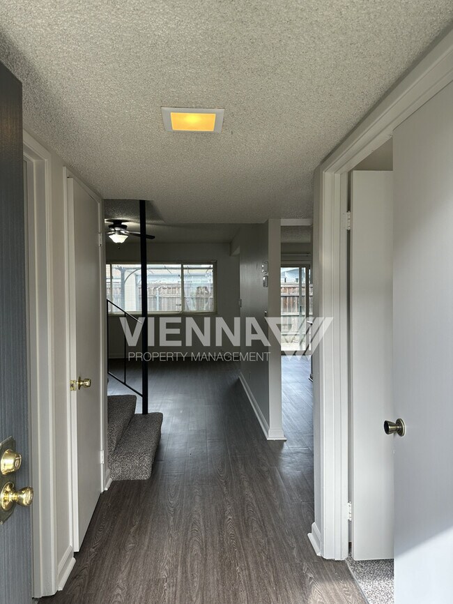 Photo - 5066 Greenberry Dr