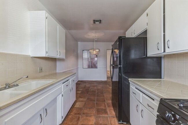 Building Photo - 66800 1st. Street Unit 9