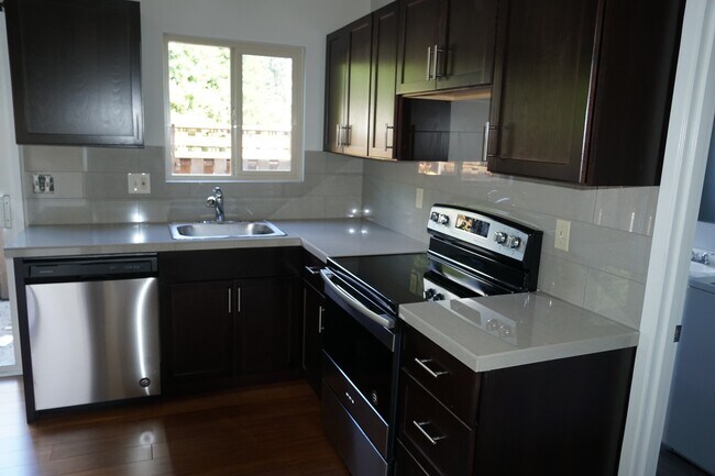 Photo - Willamette Center