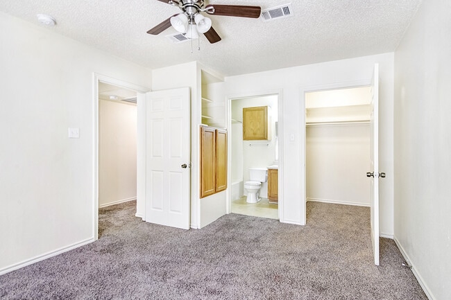 Photo - Cornerstone Apartments