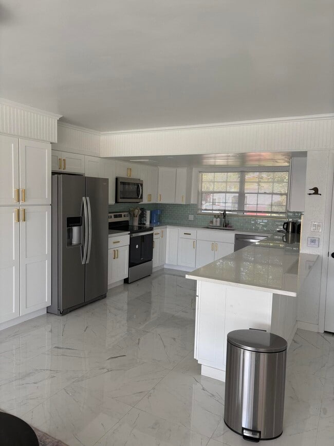 Photo - 2614 Amherst Ln