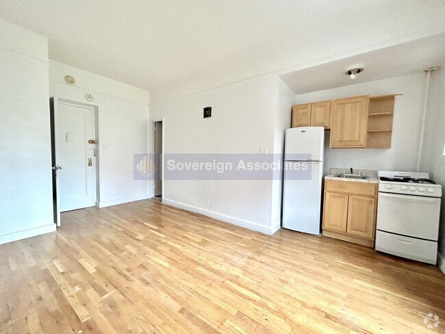 Building Photo - 936 W End Ave Rental