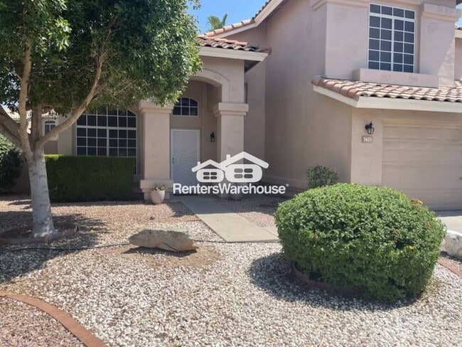 Building Photo - Hillcrest Beauty 4bed 3bath P00L Grass Bac... Rental