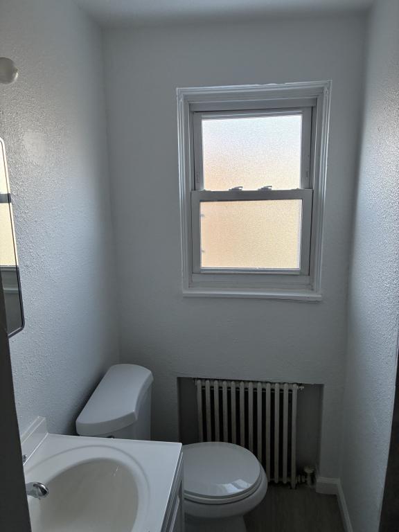 Photo - 323 Smith Wy