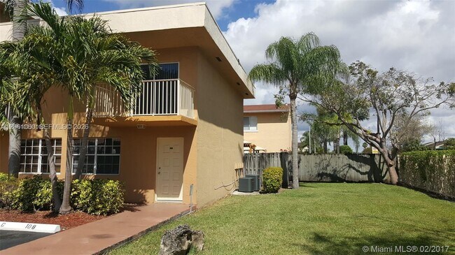 Building Photo - 7510 SW 152nd Ave Unit C108