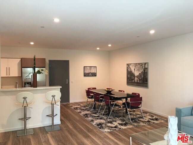 4600 Coldwater Canyon Ave Unidad 201