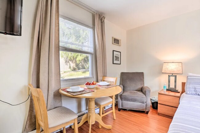 Photo - 11211 Dewey Rd