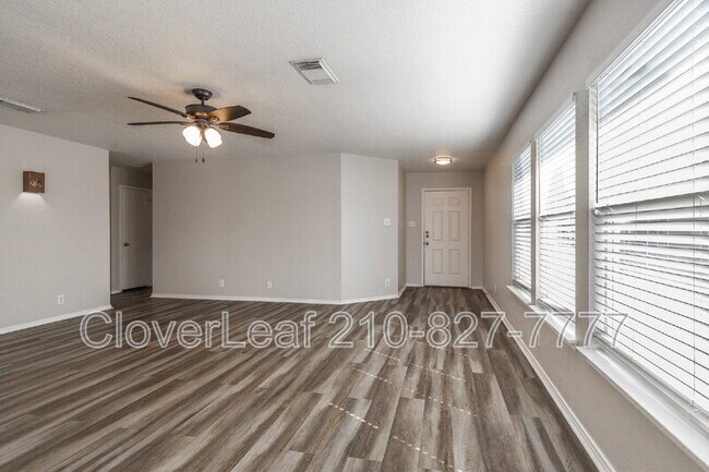 Photo - 1116 Stone Branch