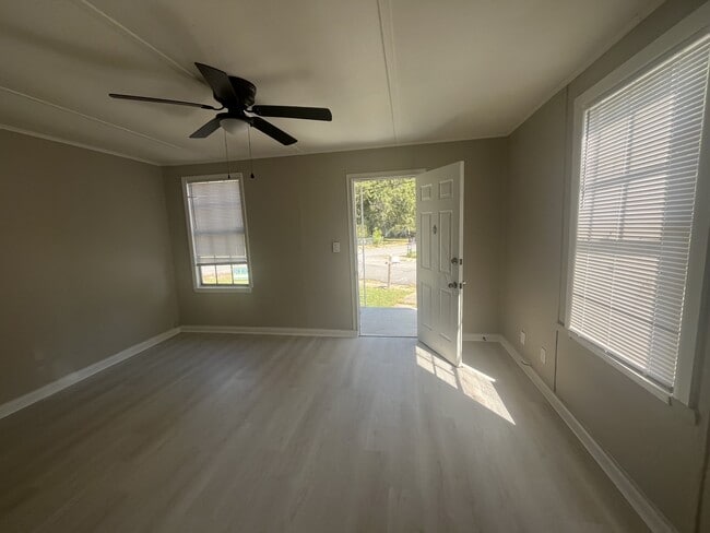 Photo - 112 Union Ave