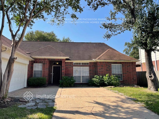 Building Photo - 16023 Mountain Shadows Dr Rental