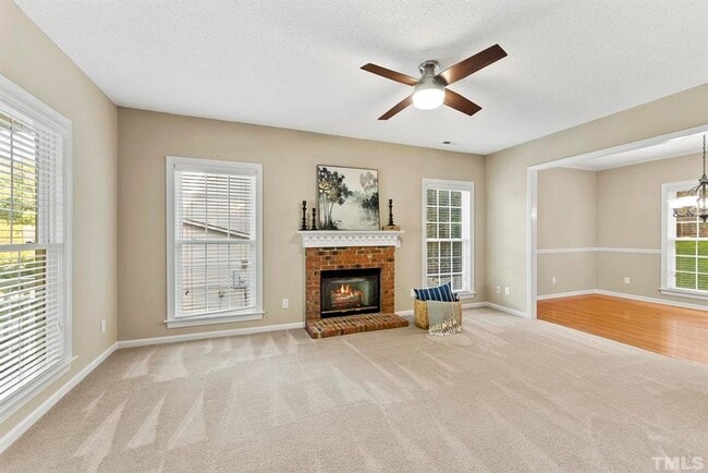 Photo - 313 Catlin Rd