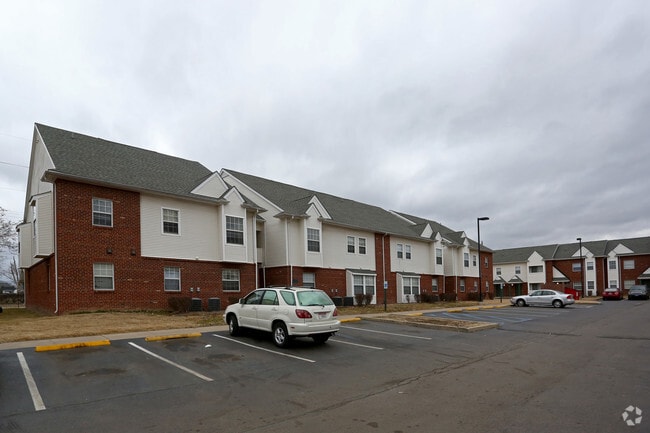 Photo - Bissell Apartments