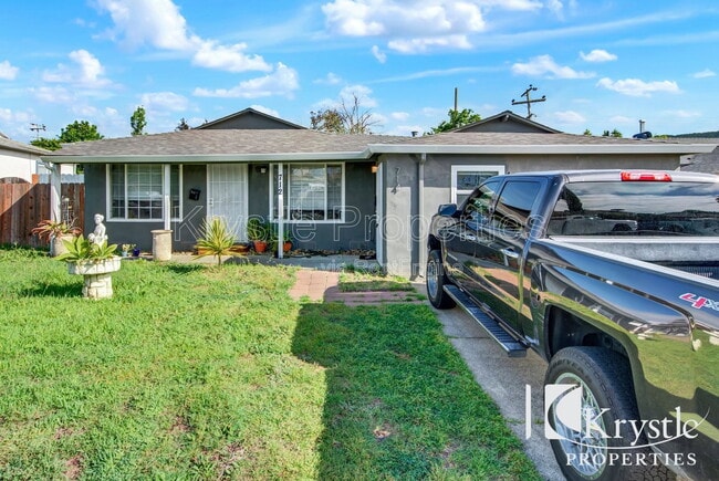 Photo - 714 Gateway Dr